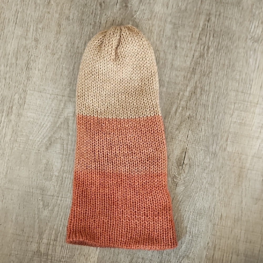 Two-Tone Knit Beanie
